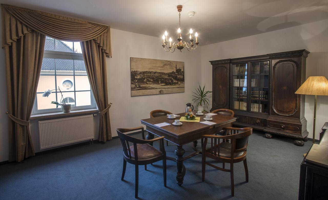 Bildungsgut Schmochtitz Hotel Ngoại thất bức ảnh