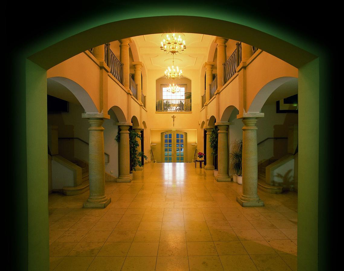 Bildungsgut Schmochtitz Hotel Ngoại thất bức ảnh